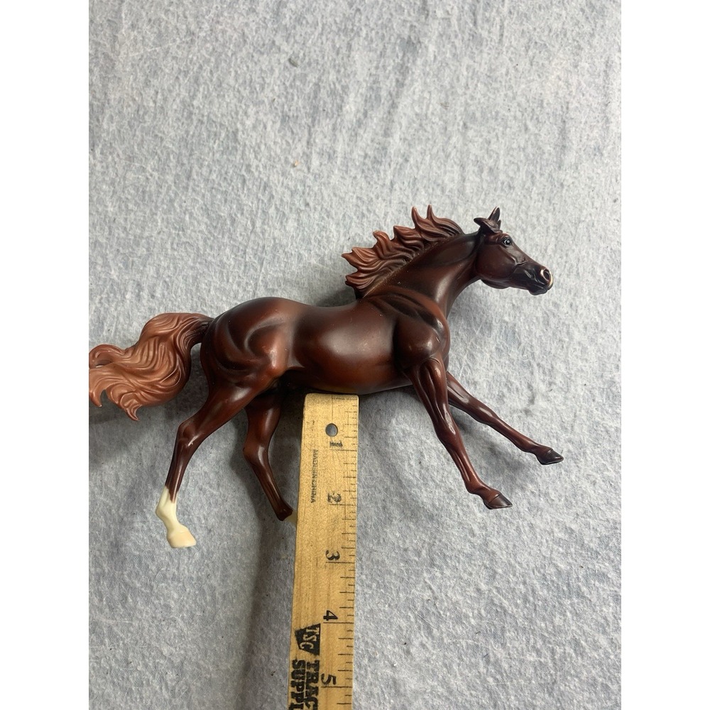Breyer Classics No. 665 American Quarter Horse‎ Stallion - Liver Chestnut